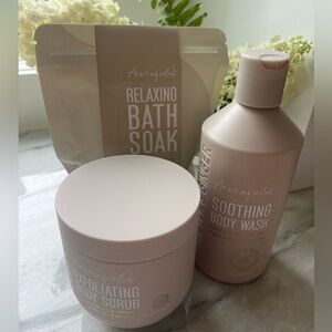 AROMAFIELDS WHITE TEA & GINGER ** BODY WASH SCRUB & SALT SOAK ** quick ship!!